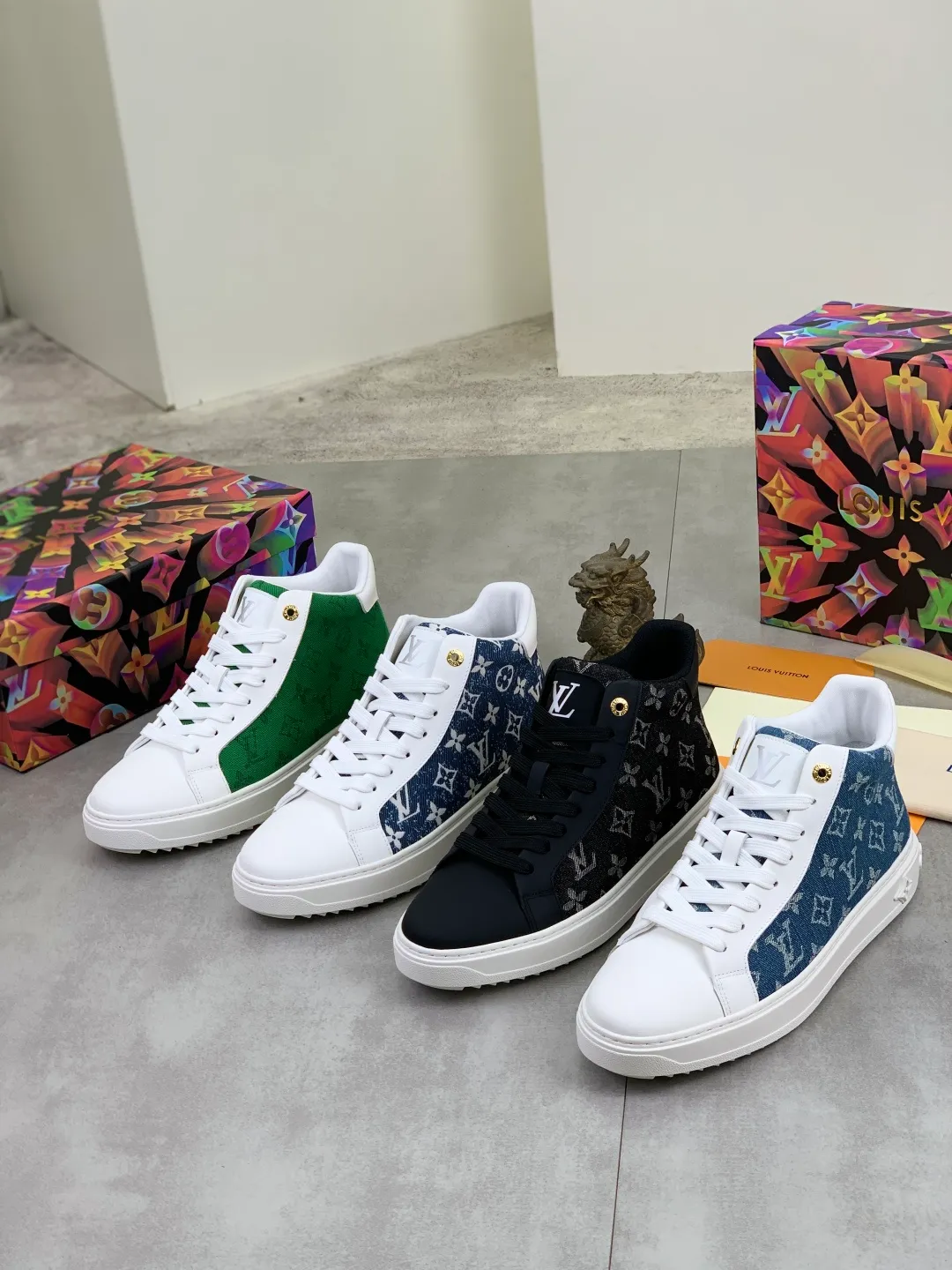 Men's men's shoes 💰P560💰[New model]🆘High-quality cowhide [Louis Vuitton]LV official website latest model🎁casual fashion high-top men's shoes👟hot style💥simple and elegant style, exclusive for trendy men. Unique official website latest brand elements👑original decoration, fashionable and generous, the fabric is made of original denim➕comfortable and breathable mesh lining➕cow leather feet ✅The official website specifies wear-resistant casual outsole, the classic model is taken in real life🎬Color: 4️⃣colors available😍Number of codes: 38-44 Full set of packaging